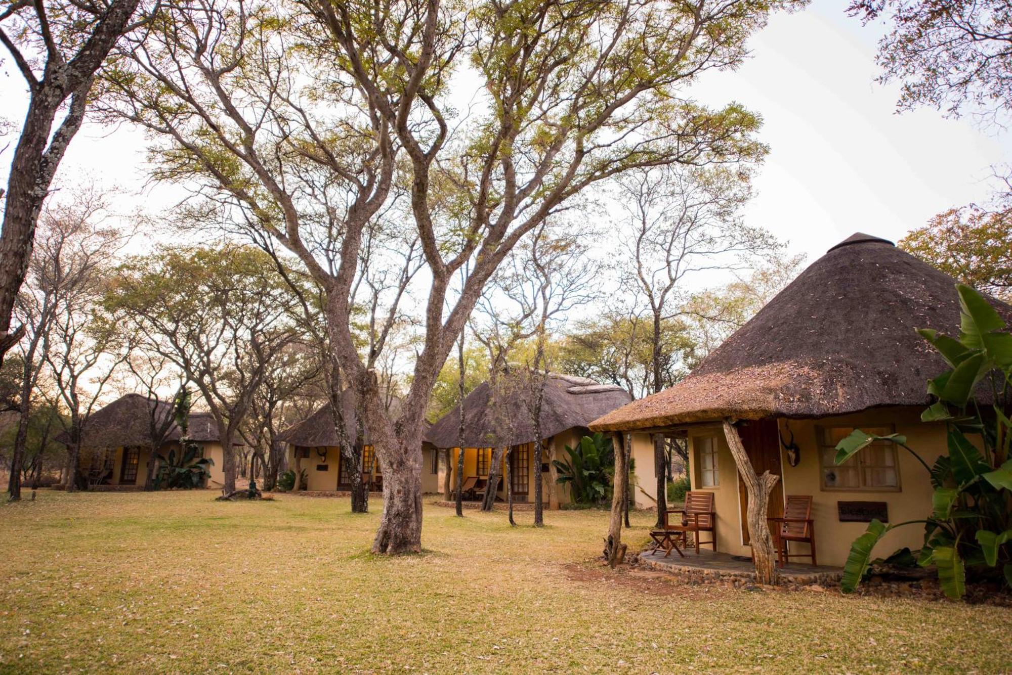 Mziki Safari Lodge *